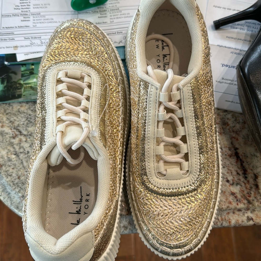 Nicole Miller sneaker